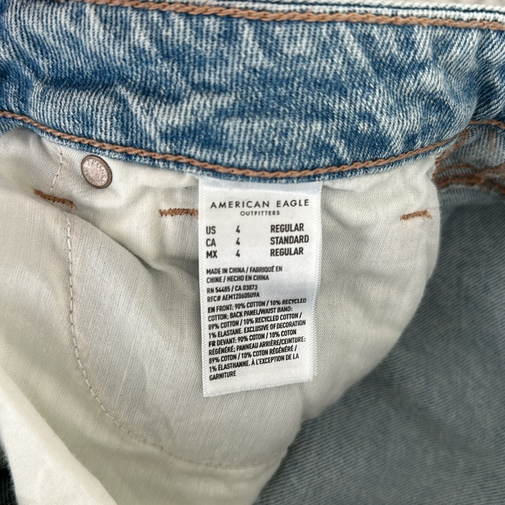 AE Strigid Ripped Mom Jean - Picture 5 of 5